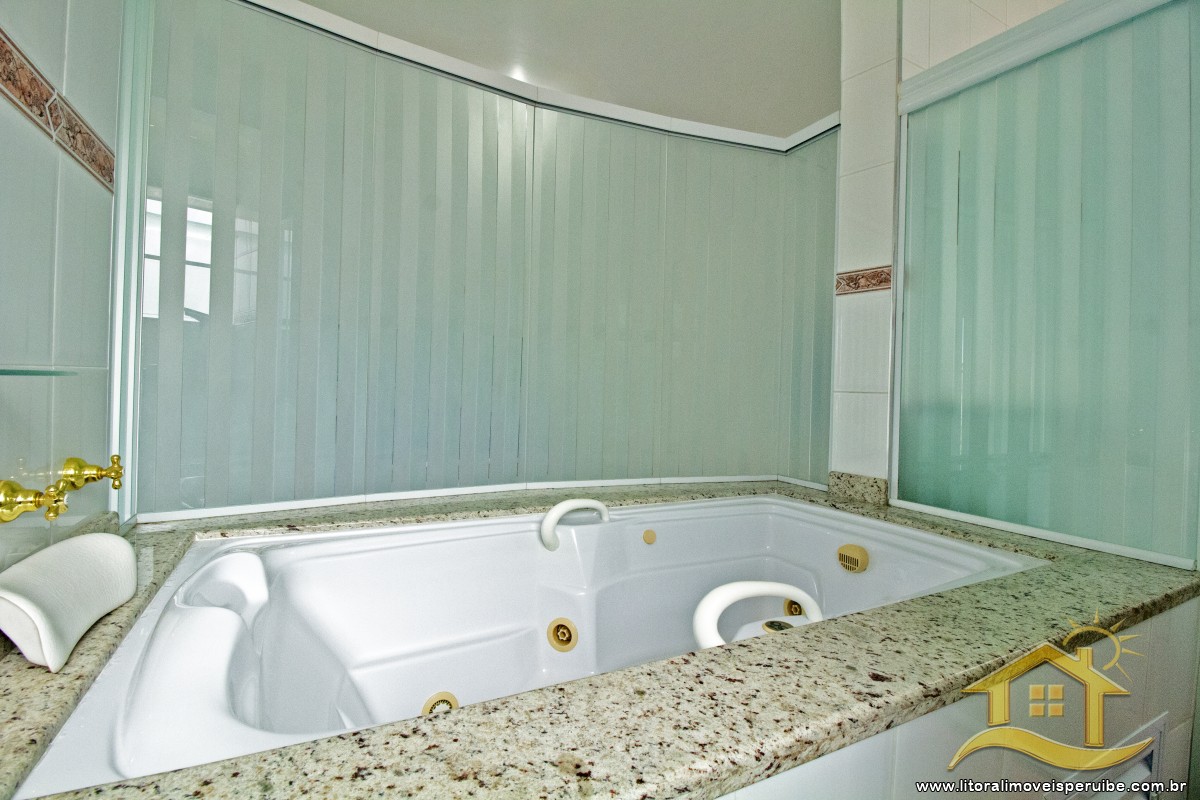 Casa no bairro Oásis, Lado Linha