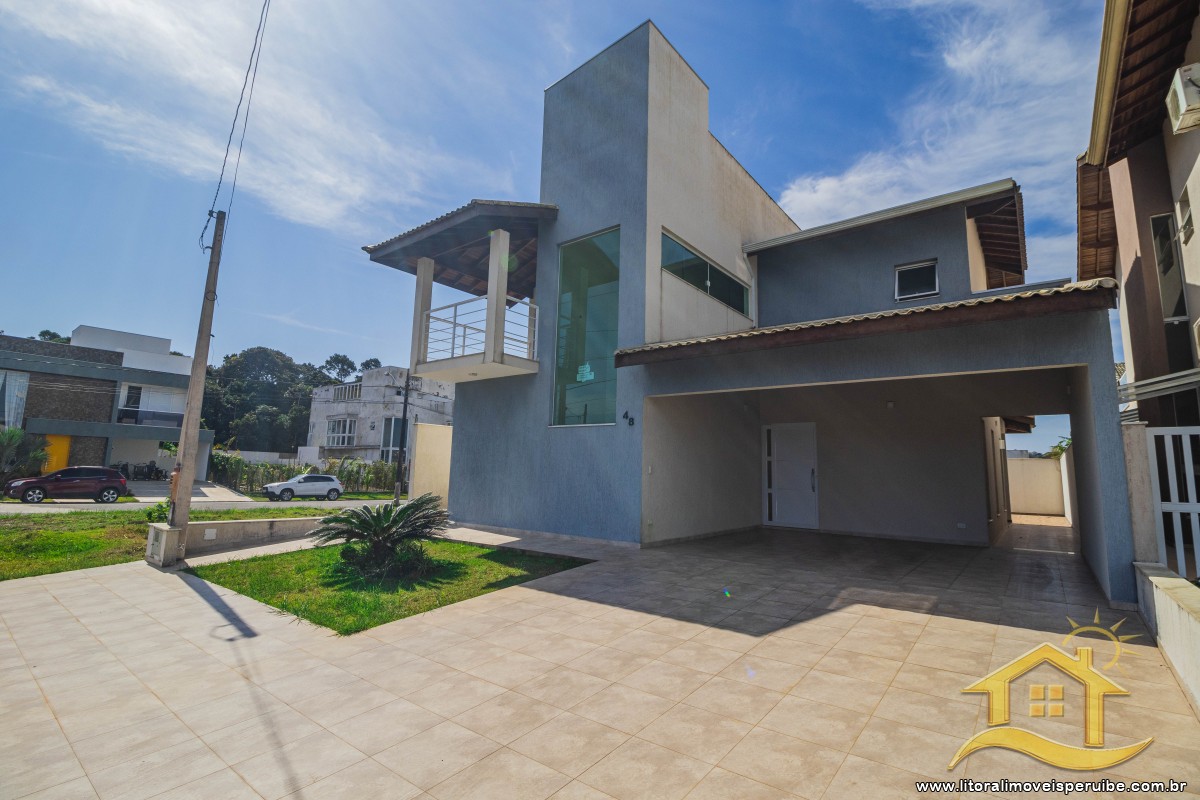 Casa no bairro Bougainvillée IV, Pós Linha