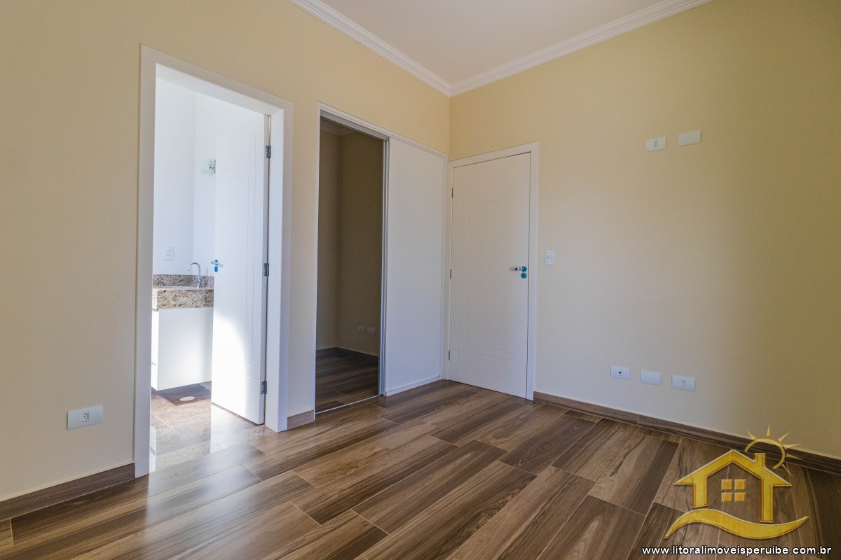 Casa no bairro Bougainvillée IV, Pós Linha