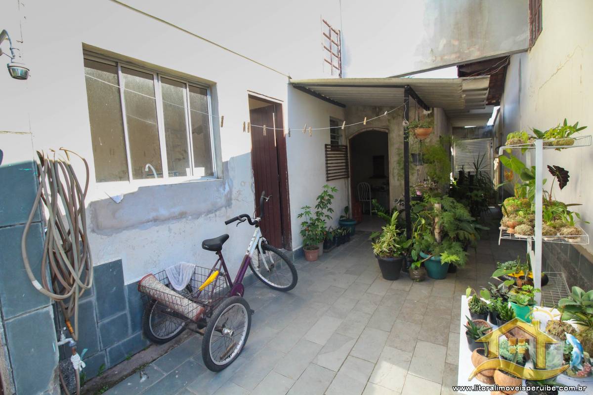 Casa no bairro Três Marias, Lado Linha