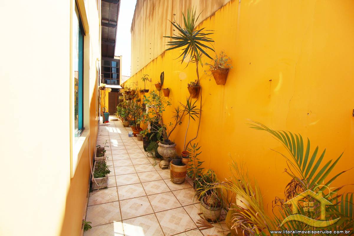 Casa no bairro São João Batista, Lado Praia