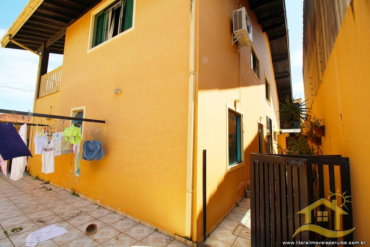 Casa no bairro São João Batista, Lado Praia