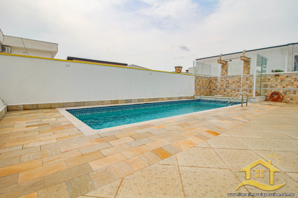 Casa no bairro Residencial Três Marias, Pós Linha