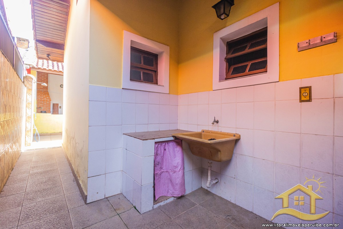 Casa no bairro Três Marias, Lado Linha