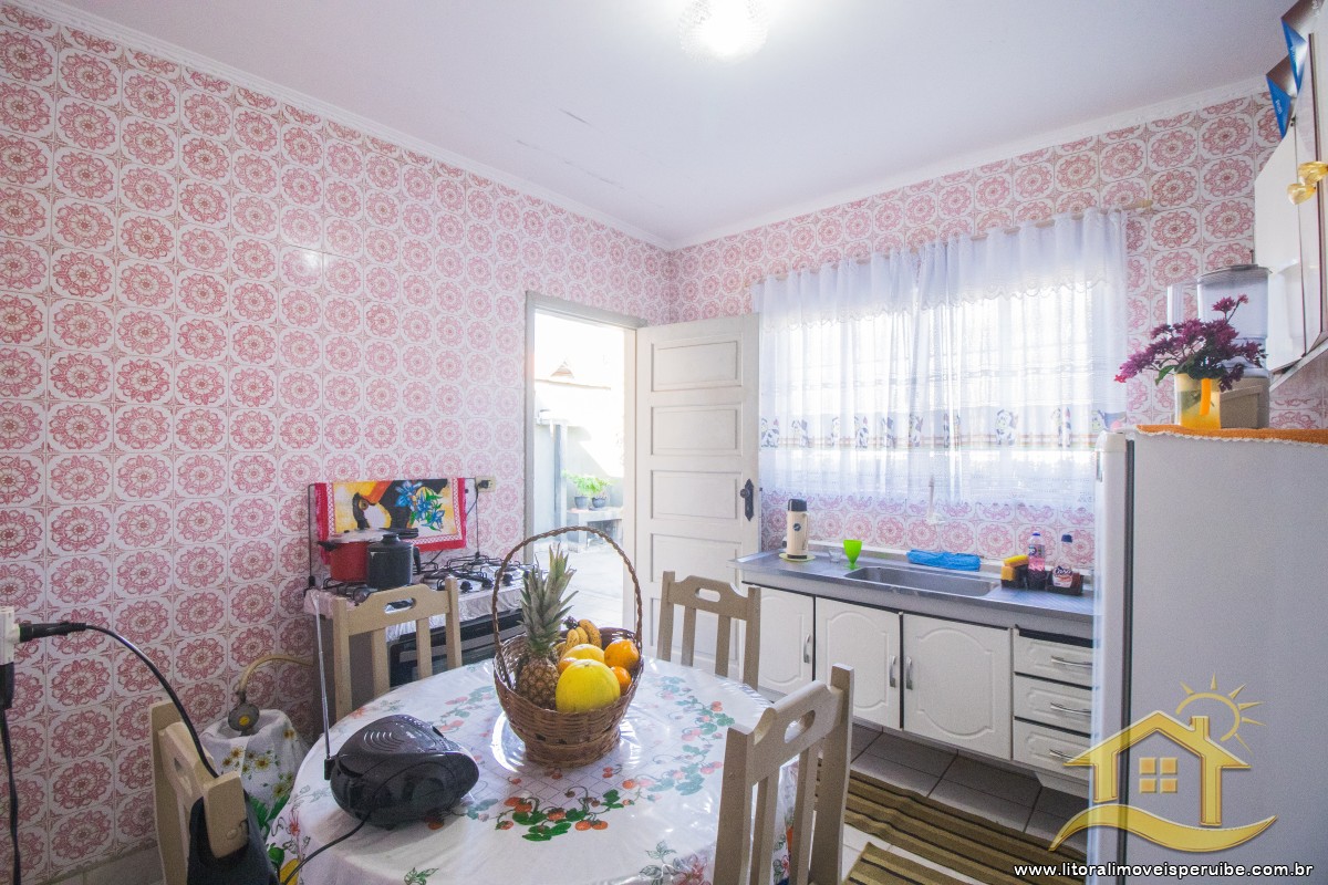 Casa no bairro Estação, Lado Linha