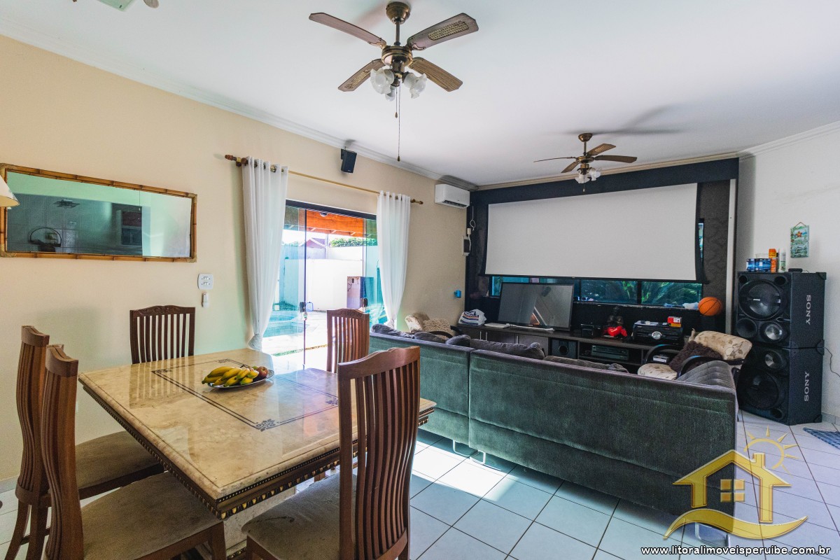 Casa no bairro Jardim Márcia, Lado Linha