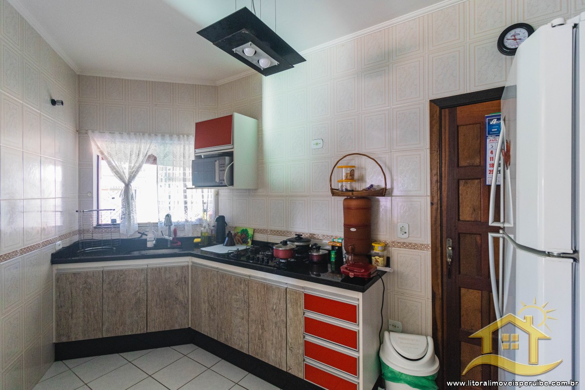 Casa no bairro Jardim Márcia, Lado Linha