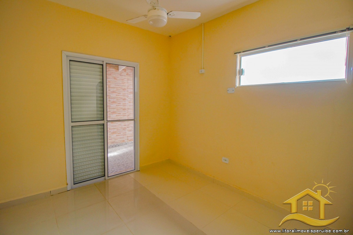 Casa no bairro Jardim Peruíbe, Pós Linha