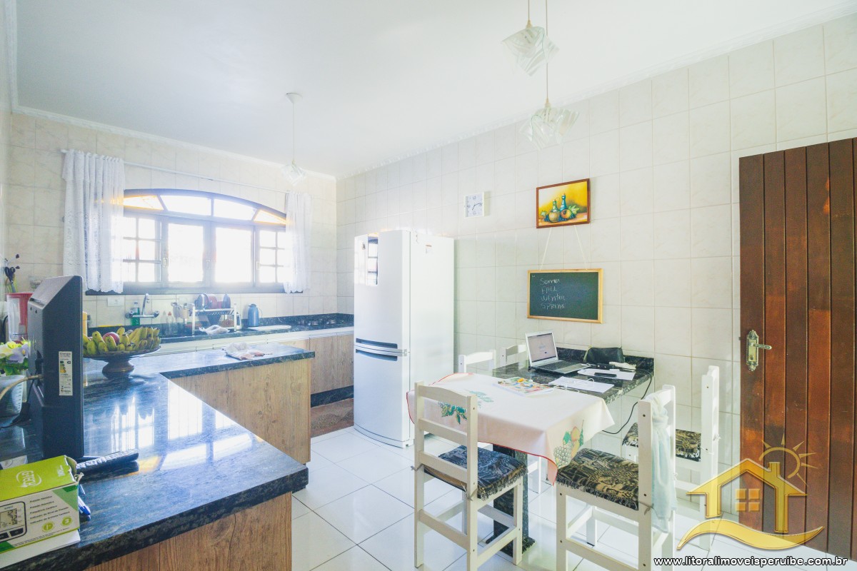 Casa no bairro Stella Maris, Lado Linha