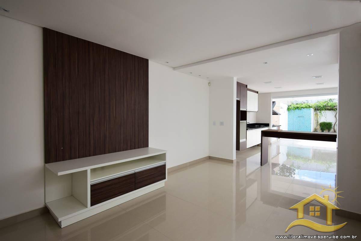 Casa no bairro Centro, Lado Linha