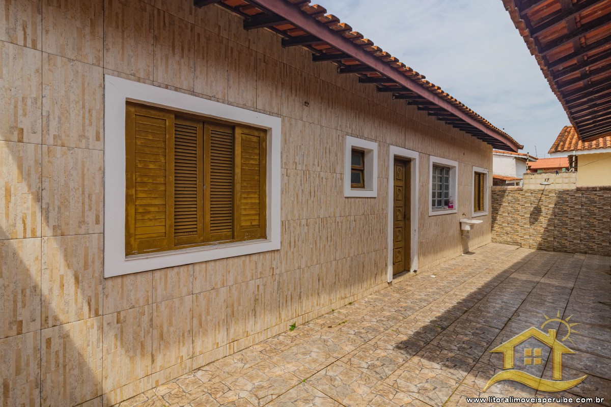 Casa no bairro Oásis, Lado Linha