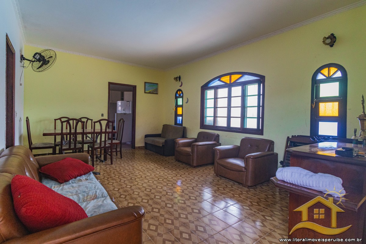 Casa no bairro Oásis, Lado Linha