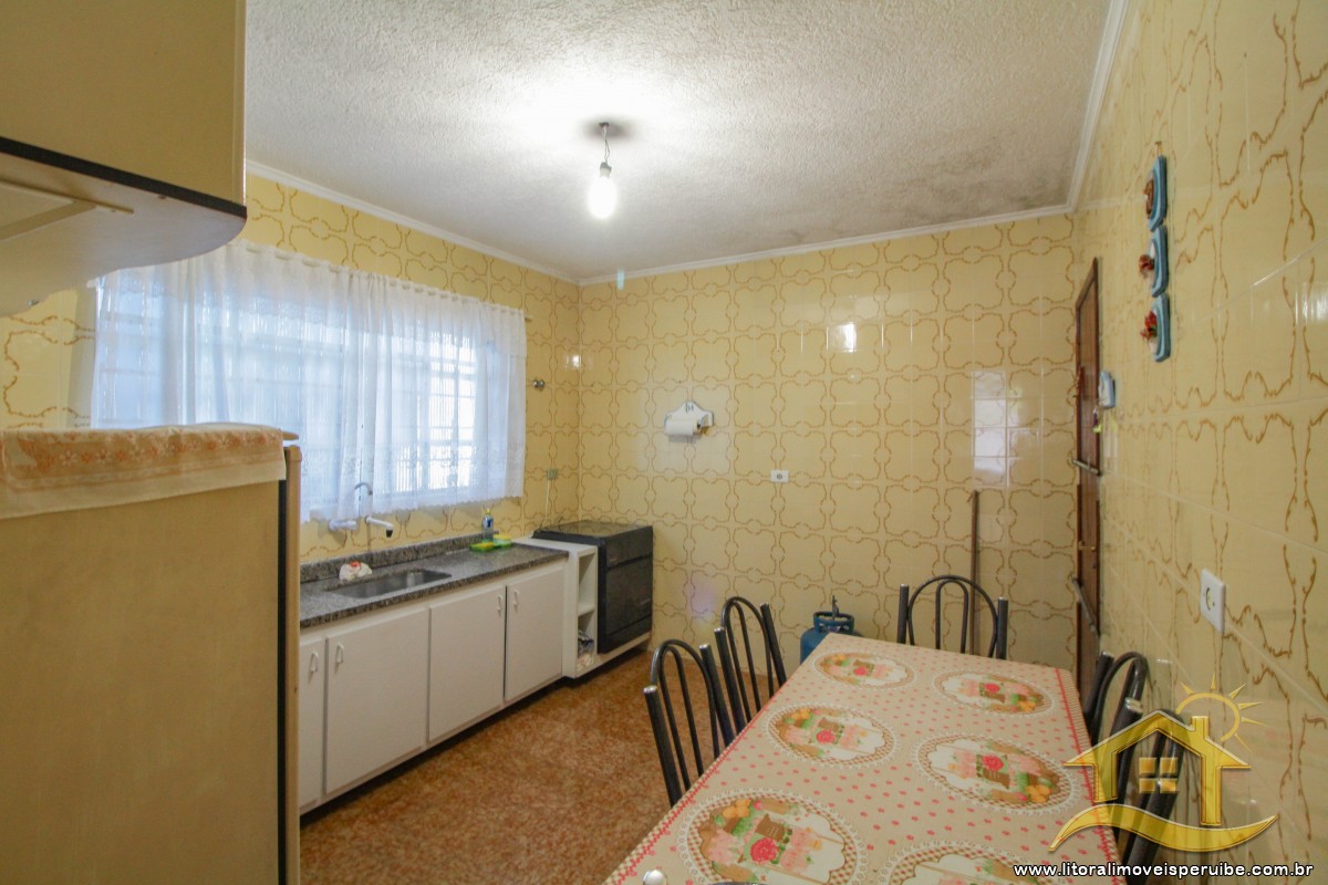Casa no bairro Centro, Lado Linha