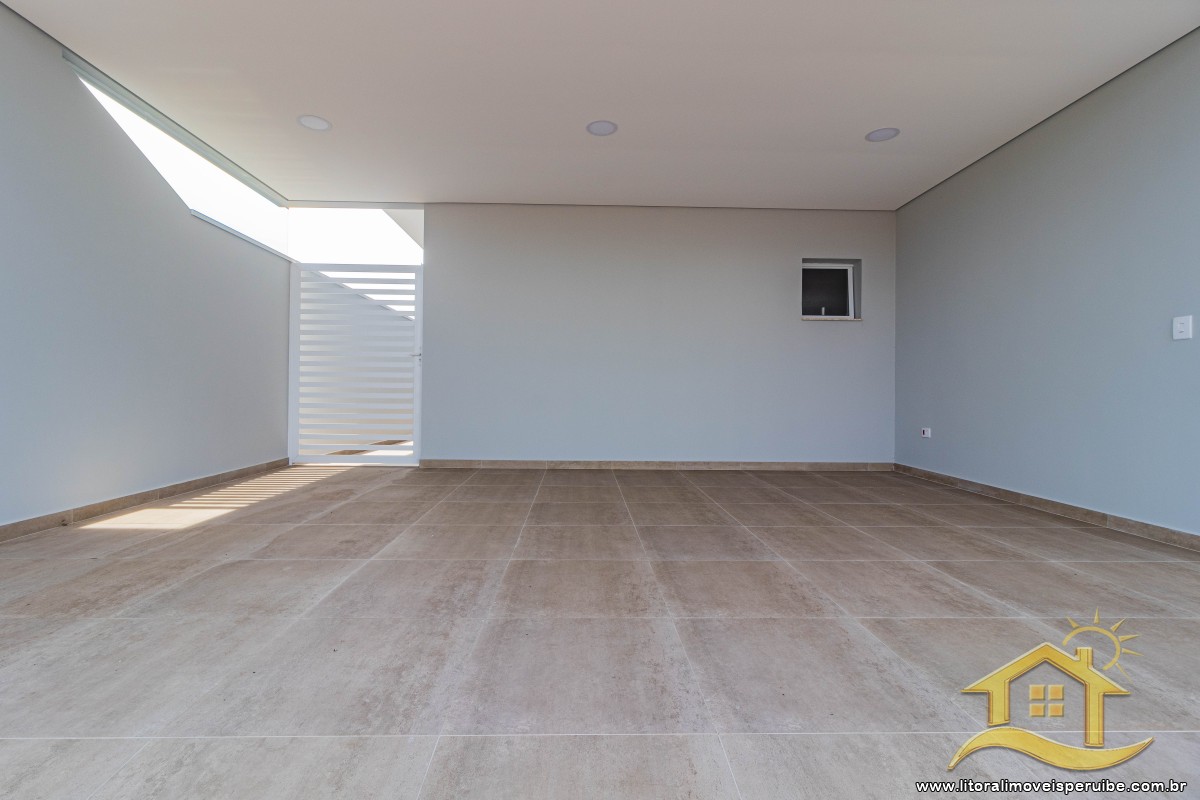 Casa no bairro Residencial Flora Rica, Pós Linha