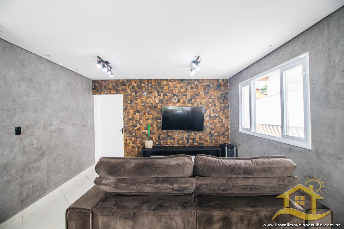 Casa no bairro Centro, Lado Linha