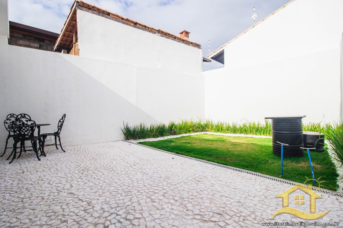 Casa no bairro Centro, Lado Linha