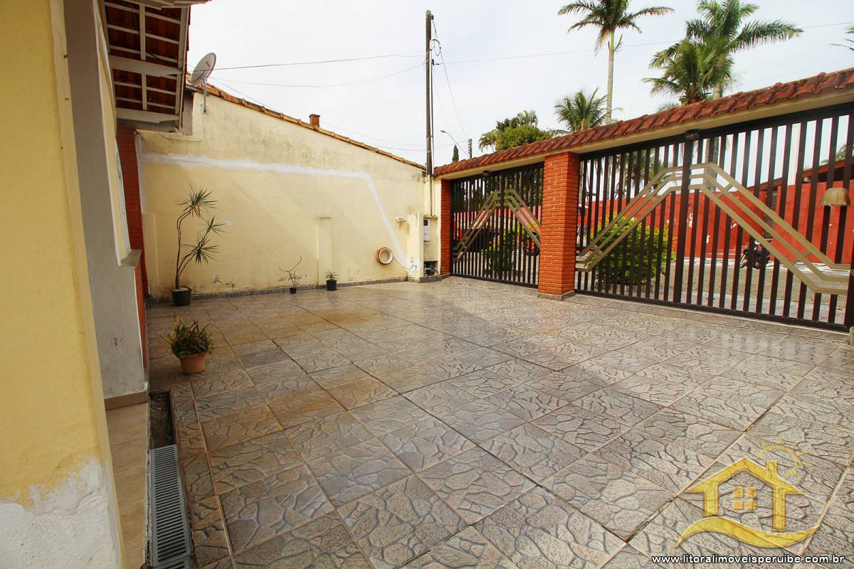 Casa no bairro Centro, Lado Linha