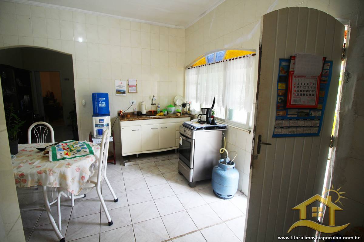 Casa no bairro Centro, Lado Linha