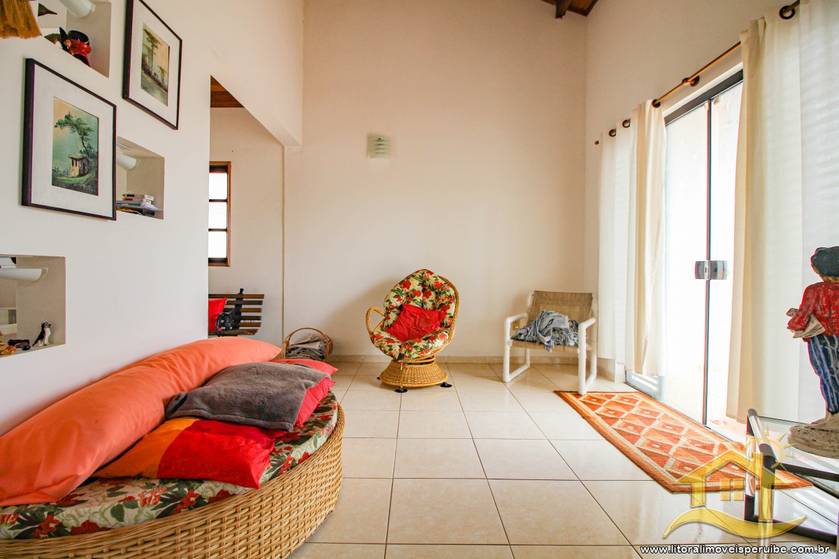 Casa no bairro São José, Lado Linha