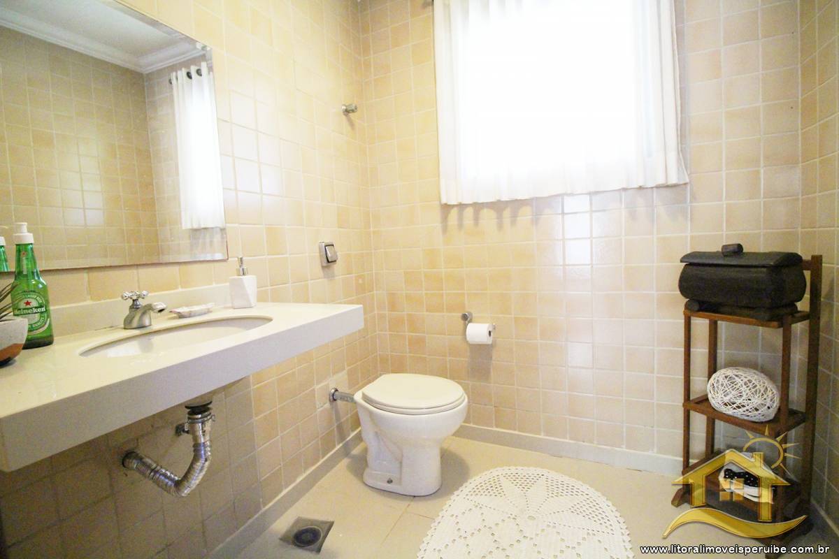 Casa no bairro Bougainvillée II, Lado Linha