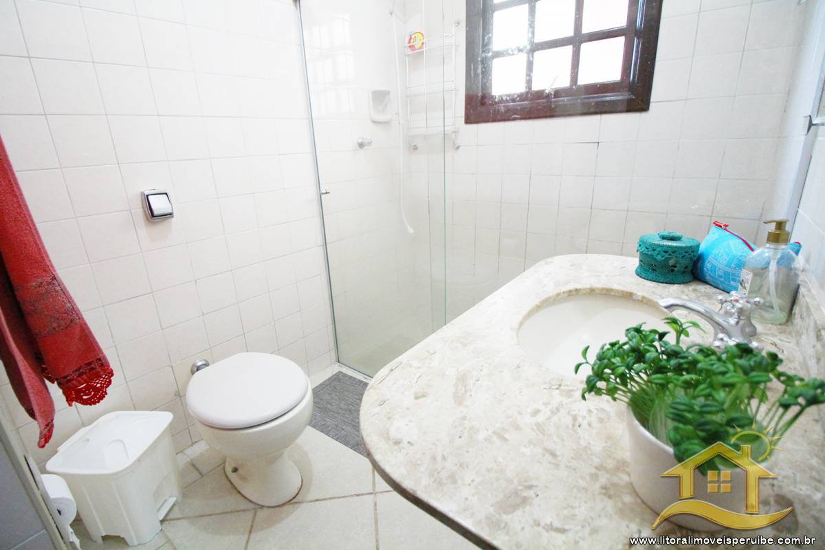 Casa no bairro Bougainvillée II, Lado Linha