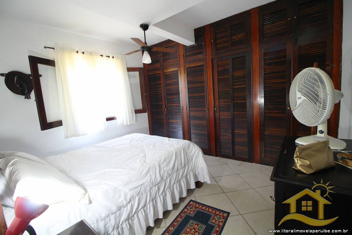 Casa no bairro Bougainvillée II, Lado Linha