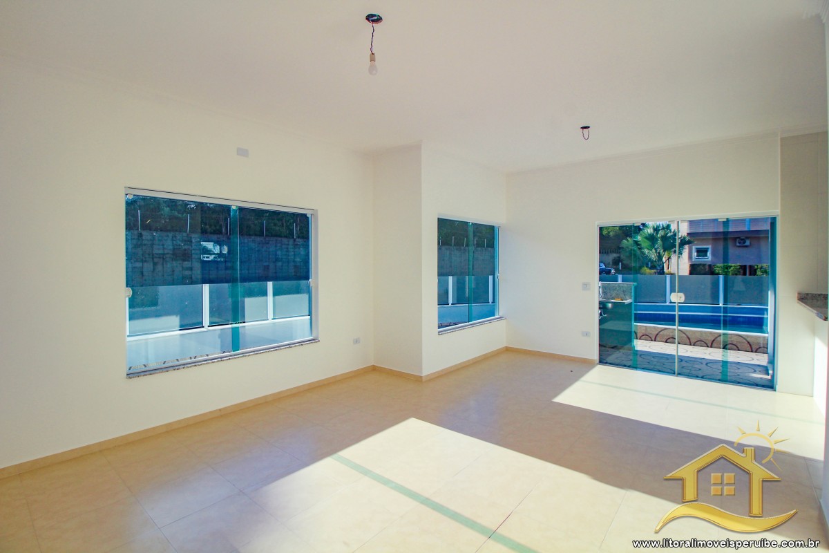 Casa no bairro Residencial Três Marias, Pós Linha