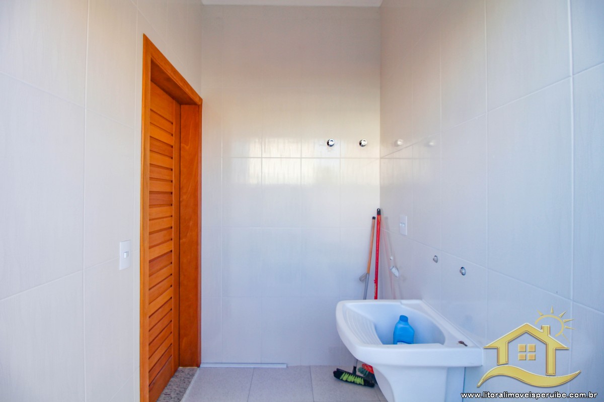 Casa no bairro Residencial Três Marias, Pós Linha