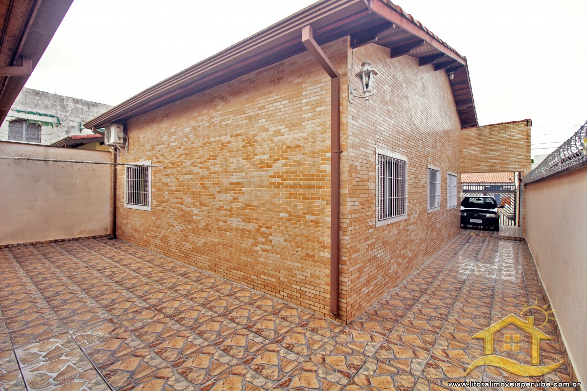 Casa no bairro Oásis, Lado Linha