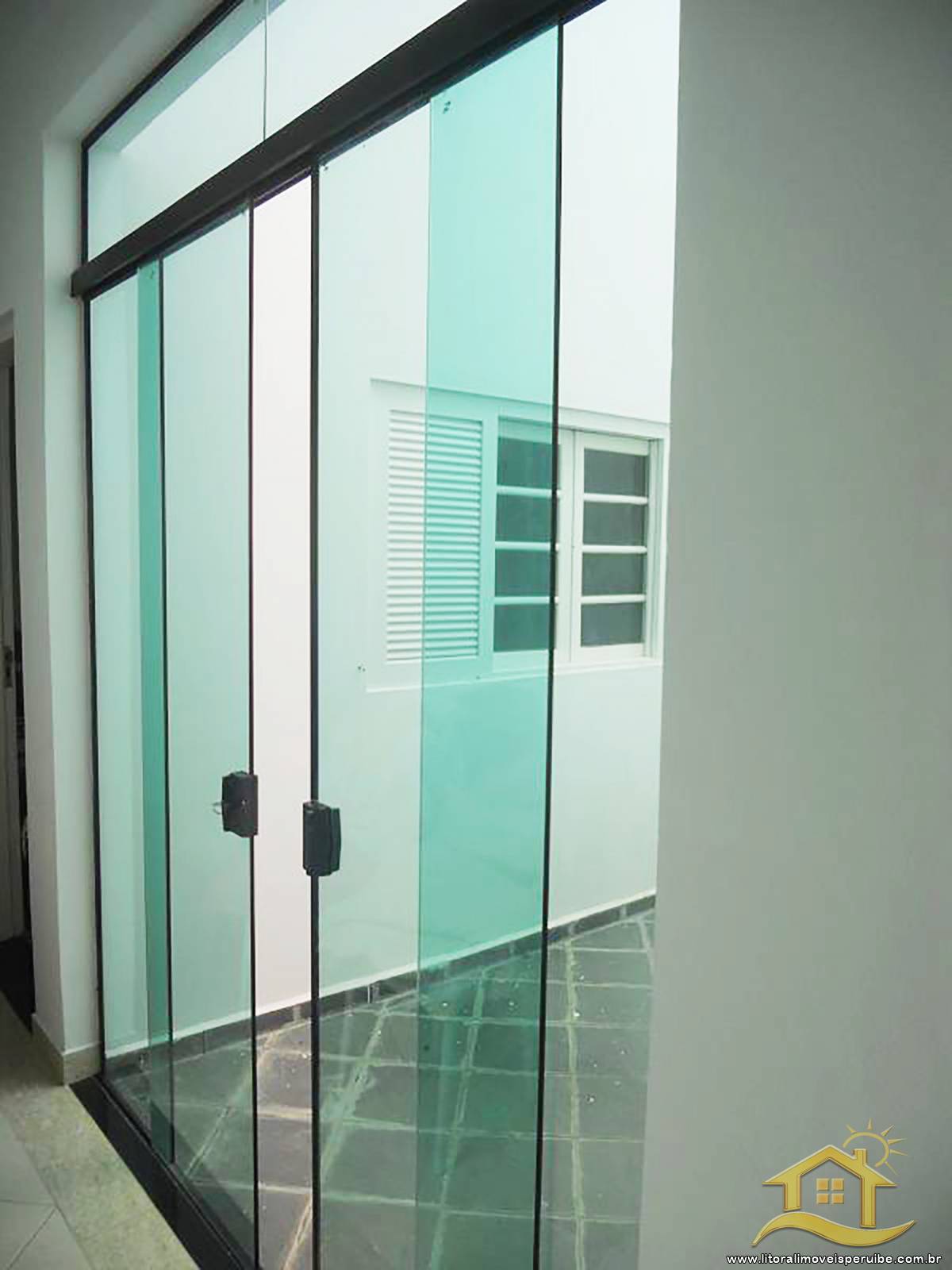 Casa no bairro Oásis, Lado Linha