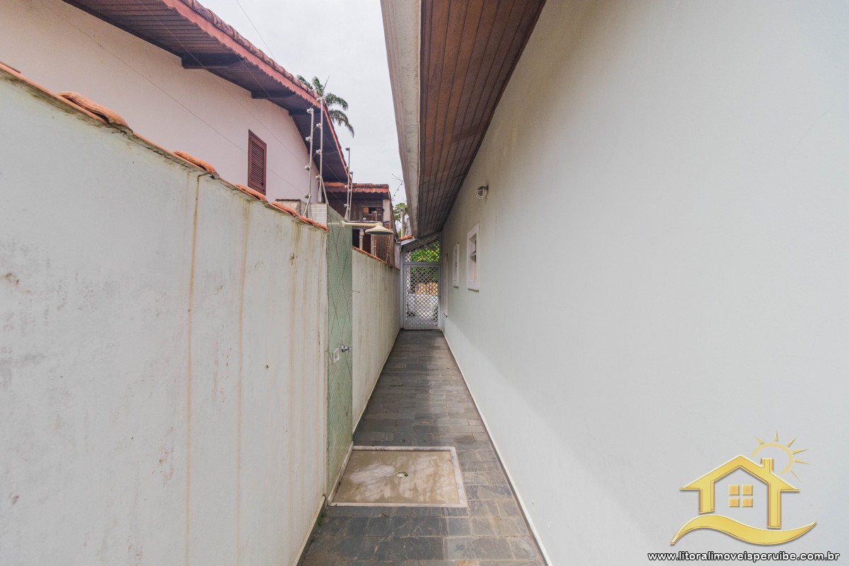Casa no bairro Oásis, Lado Linha