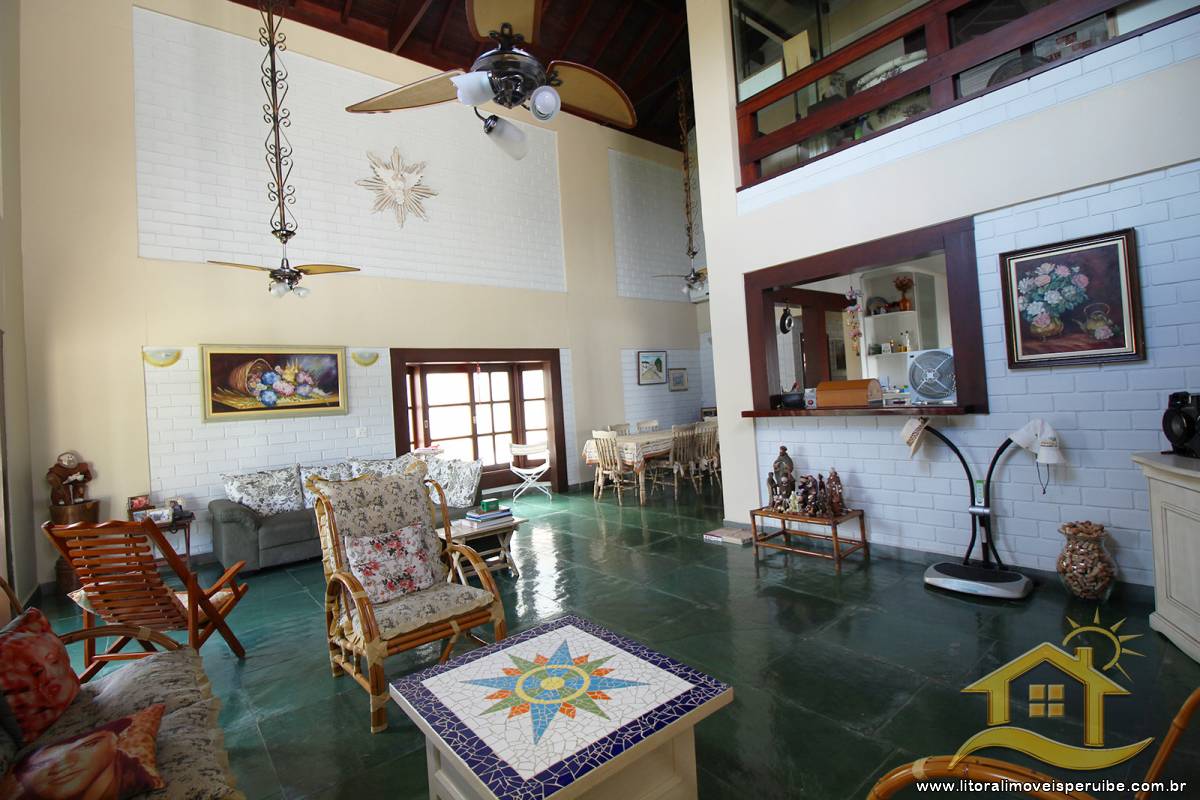 Casa no bairro Bougainvillée III, Lado Linha