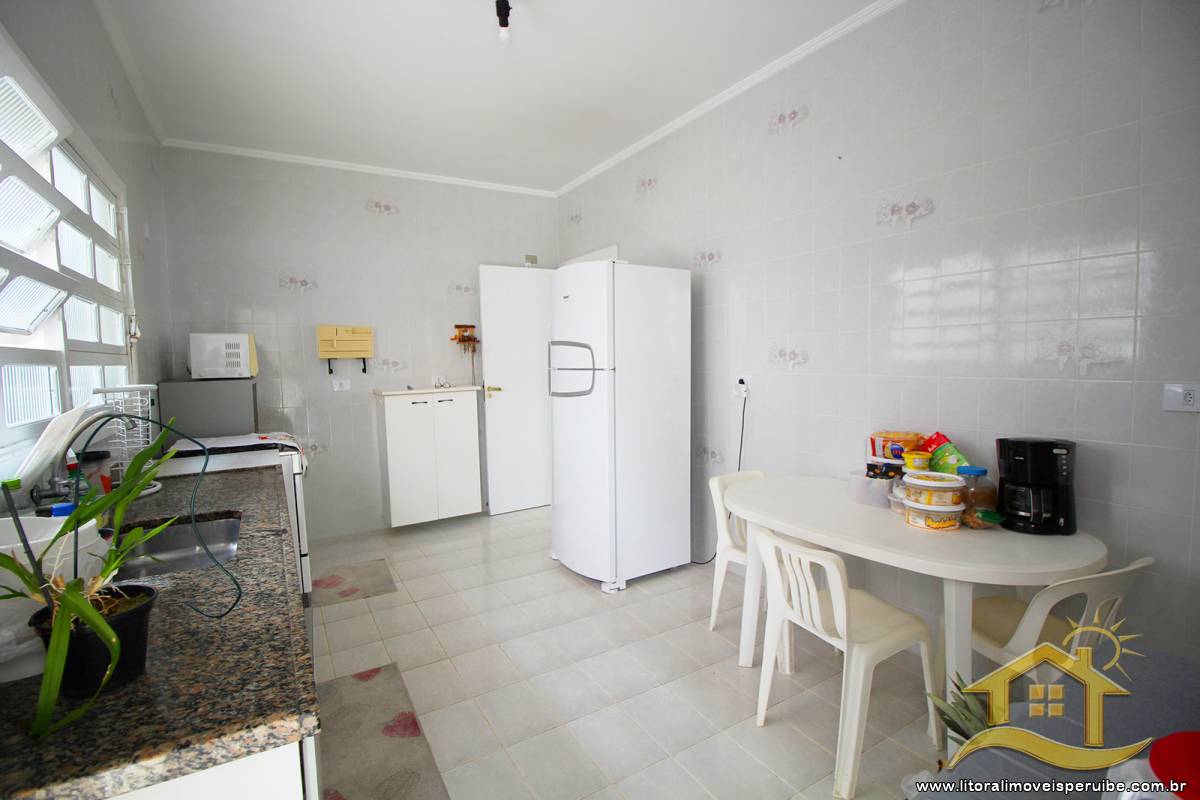 Casa no bairro Stella Maris, Lado Linha