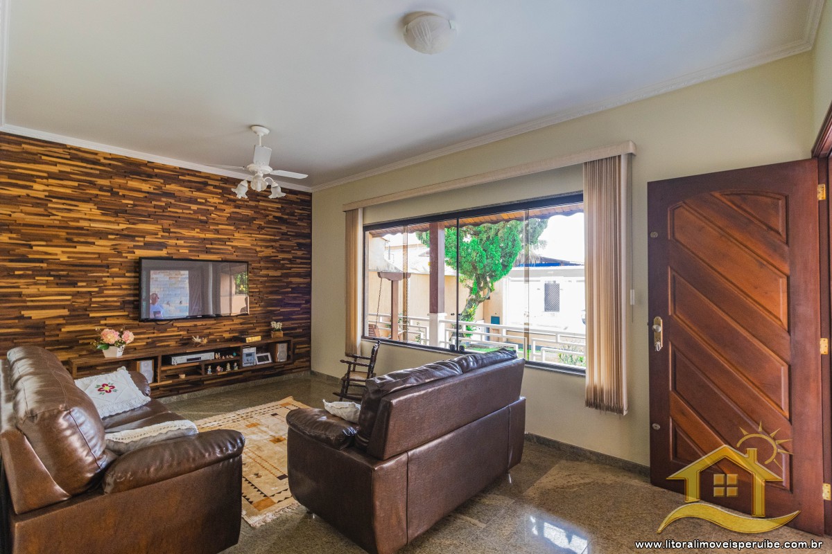 Casa no bairro Oásis, Lado Linha
