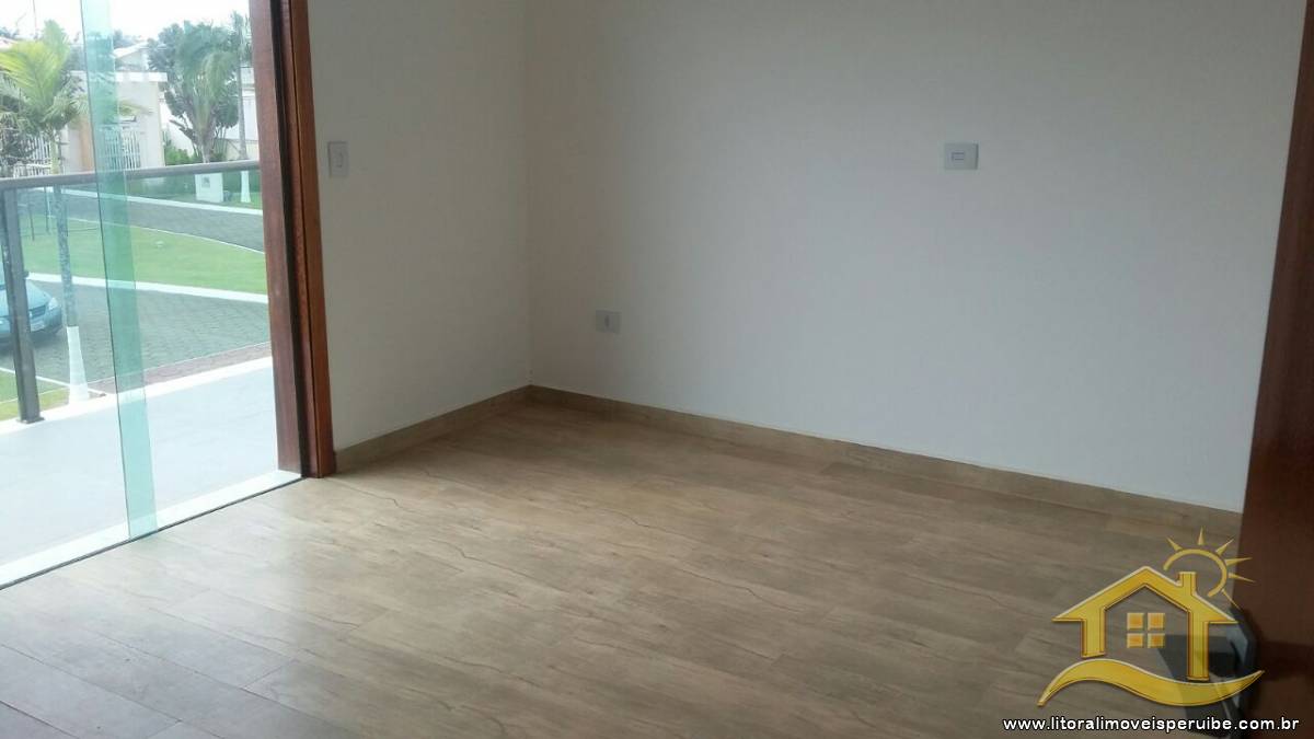 Casa no bairro Bougainvillée IV, Pós Linha