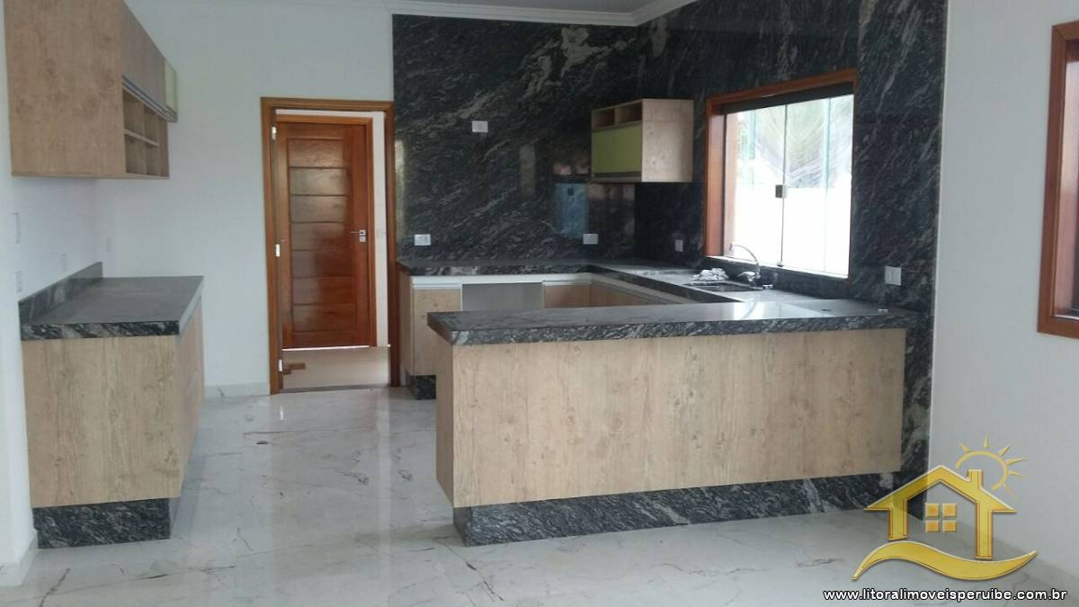 Casa no bairro Bougainvillée IV, Pós Linha