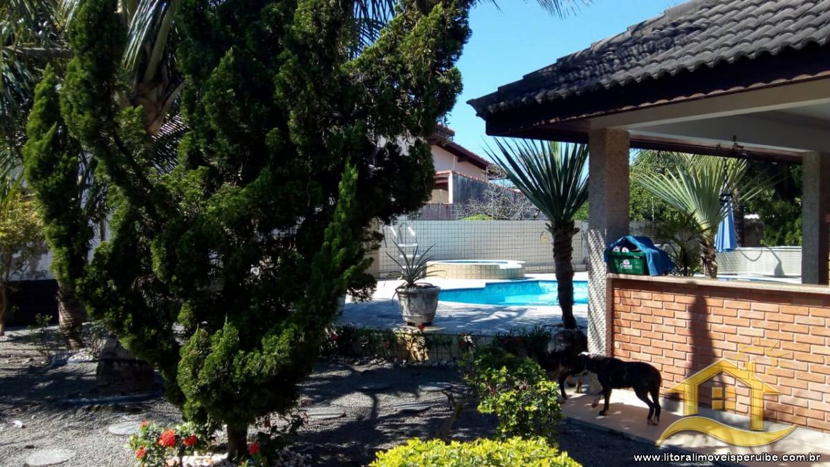 Casa no bairro Centro, Lado Linha