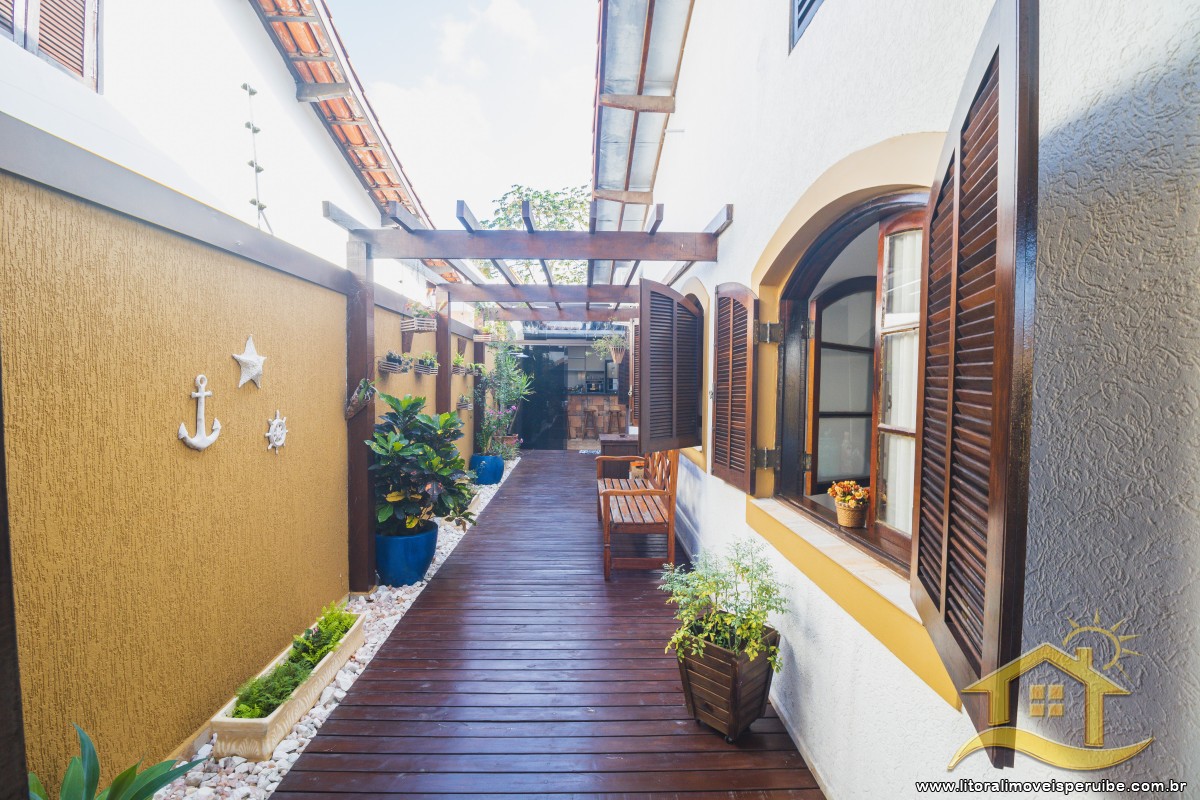 Casa no bairro Oásis, Lado Linha