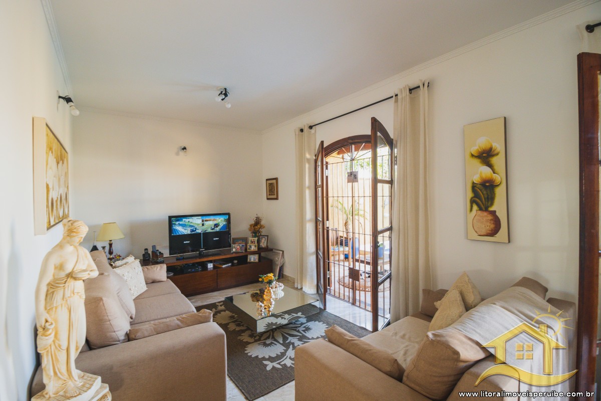 Casa no bairro Oásis, Lado Linha