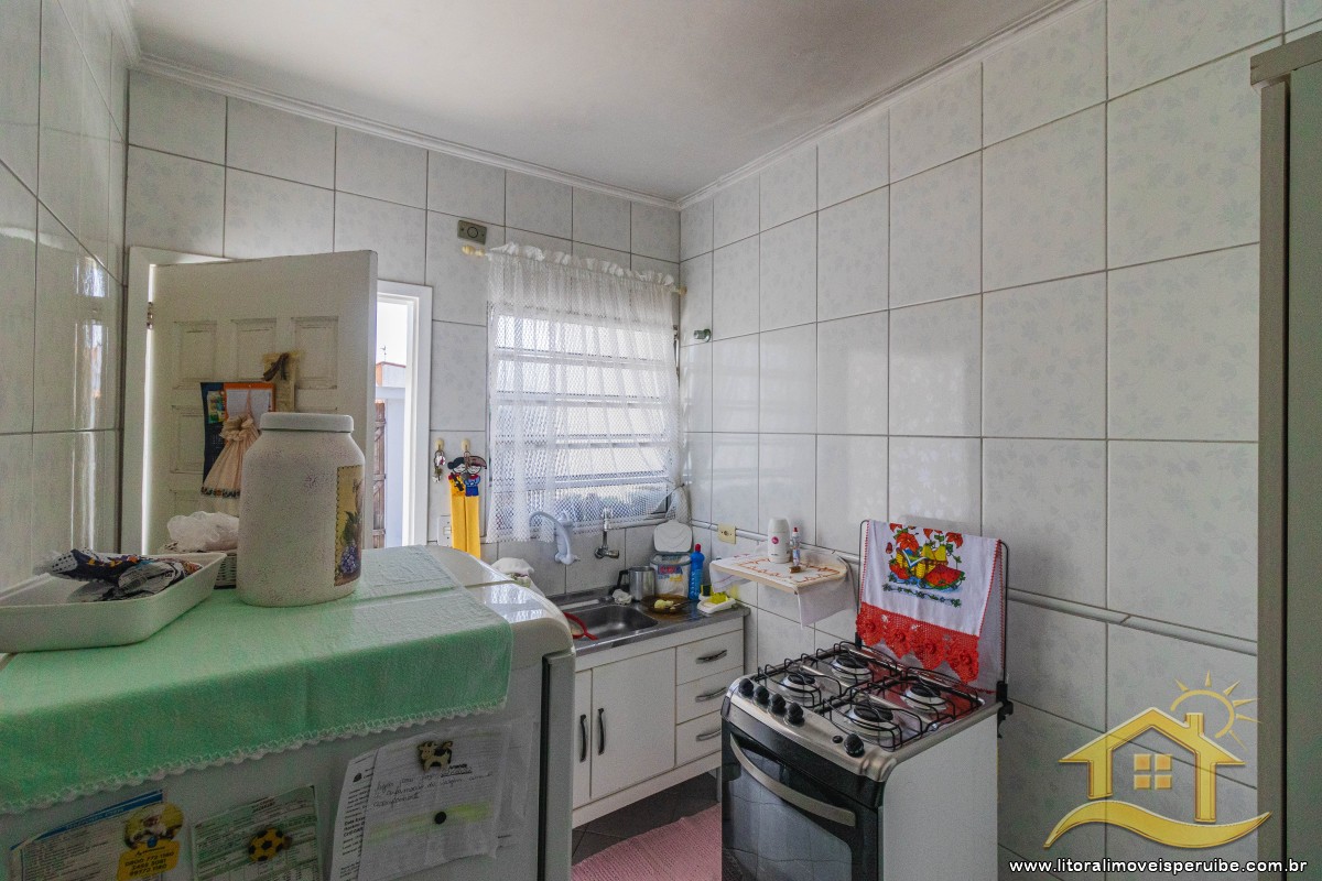 Casa no bairro Jardim Peruíbe, Pós Linha