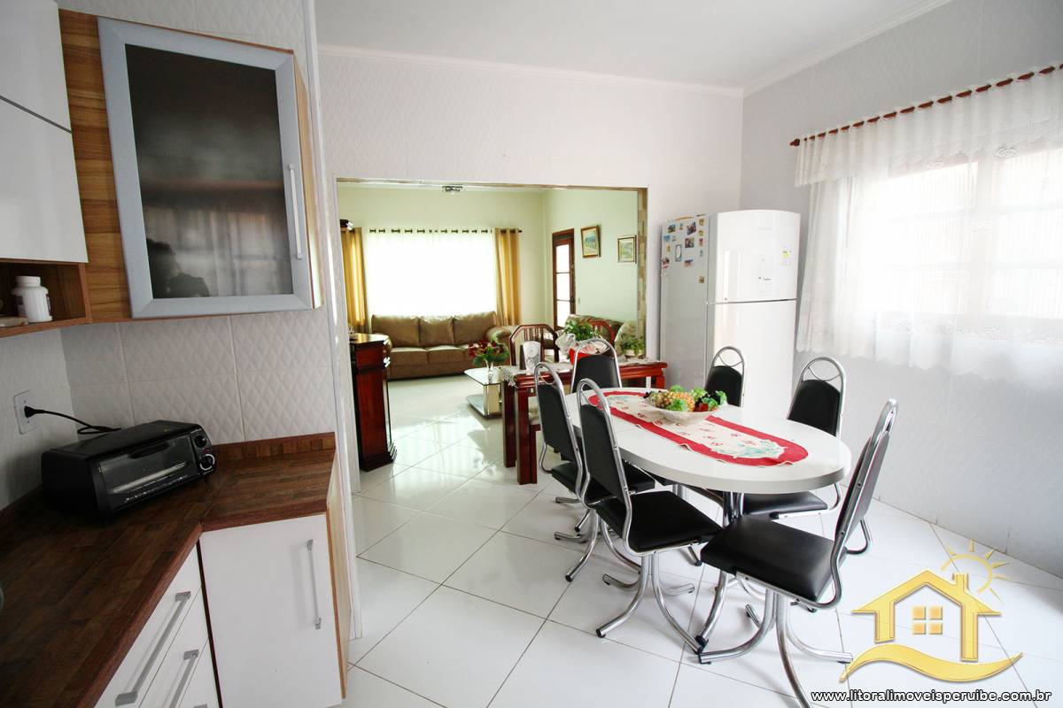 Casa no bairro Centro, Lado Linha