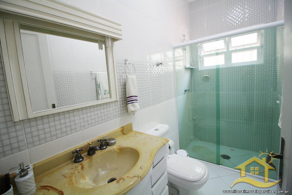Casa no bairro Centro, Lado Linha