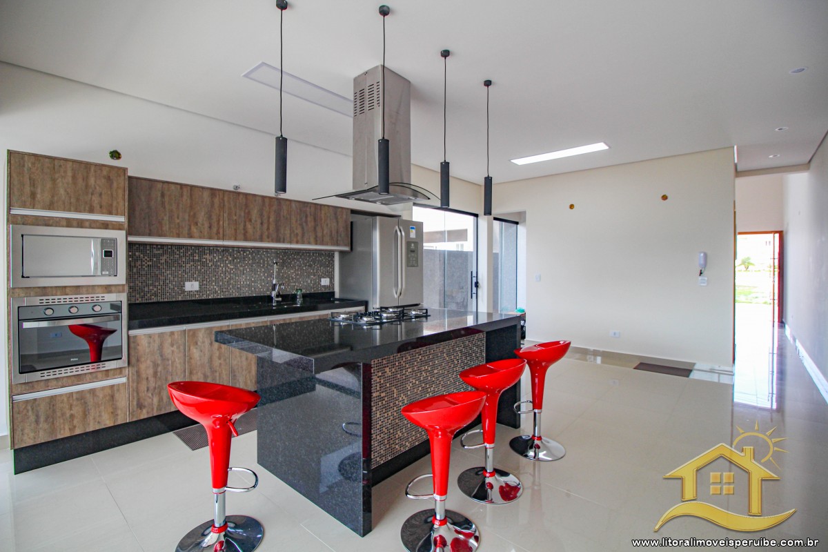 Casa no bairro Bougainvillée IV, Pós Linha