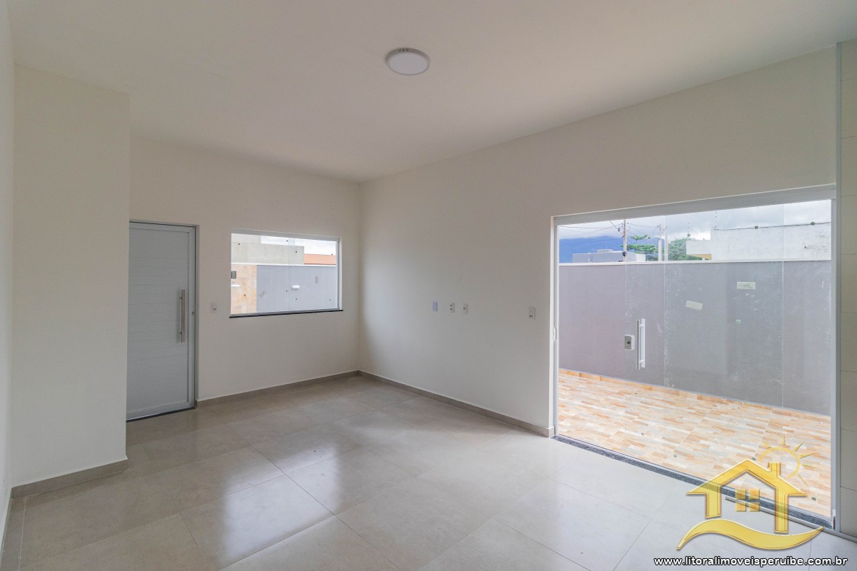 Casa no bairro Flora Rica III, Pós Linha