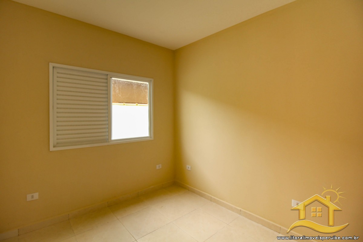 Casa no bairro Veneza, Lado Linha