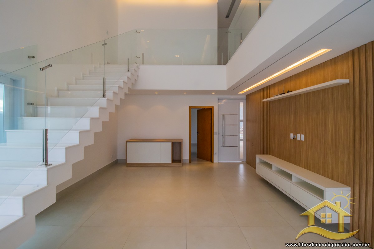 Casa no bairro Residencial Flora Rica, Pós Linha