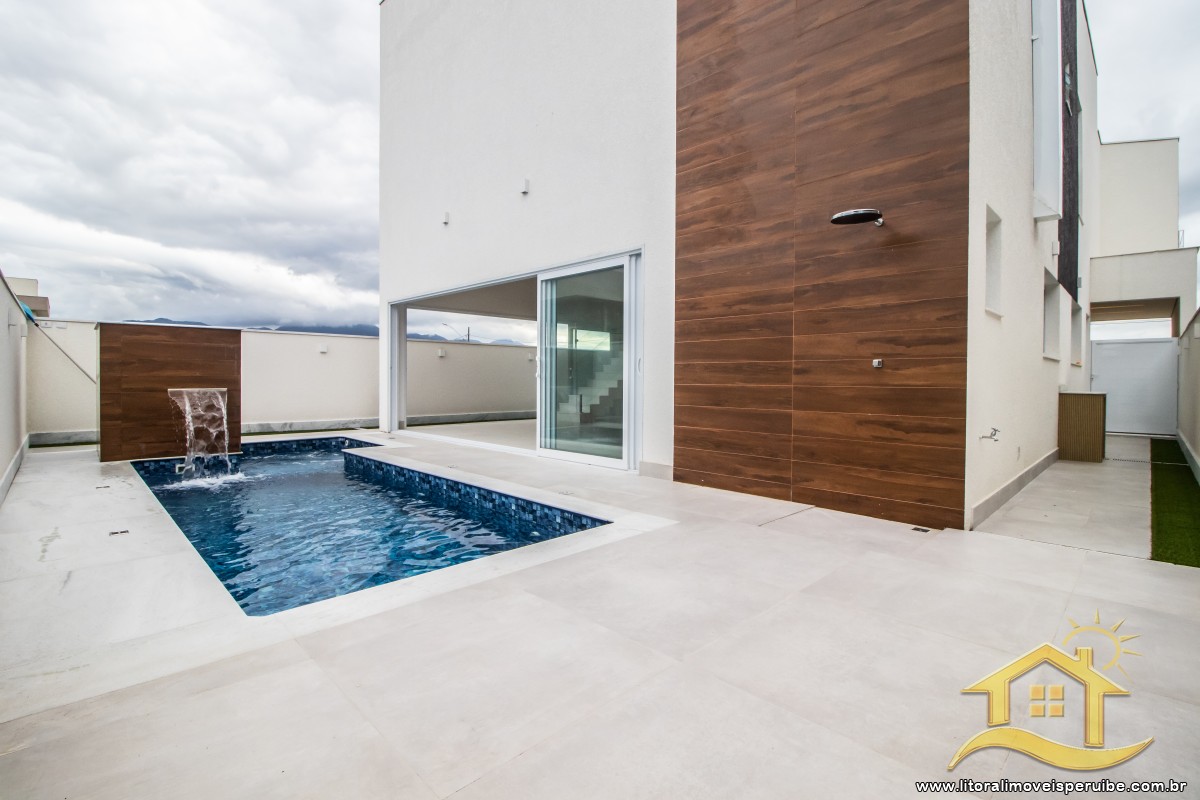 Casa no bairro Residencial Flora Rica, Pós Linha