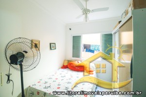 Casa no bairro Centro, Lado Linha