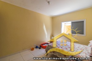 Casa no bairro Jardim Márcia, Lado Linha