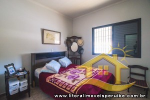 Casa no bairro Centro, Lado Linha